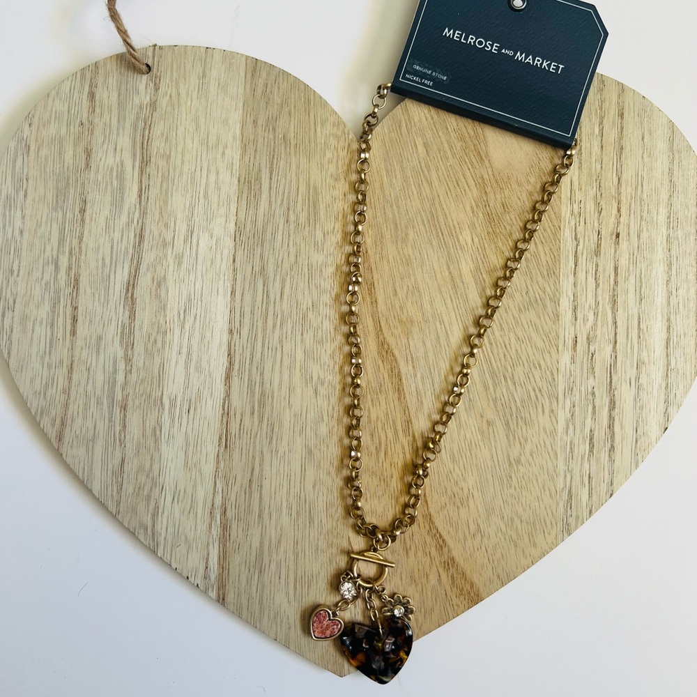 NWT Melrose and Market Gold Heart Charm Necklace✨